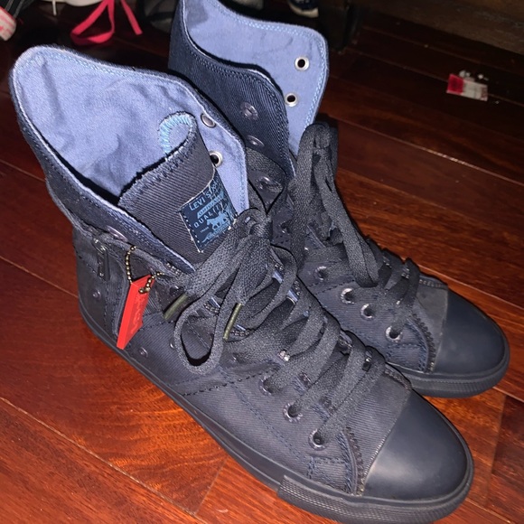 Levi's Navy Blue Hightop Sneakers - Picture 4 of 8